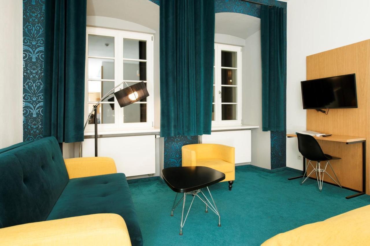 Tcz Wozna Aparthotel Poznań Exterior foto