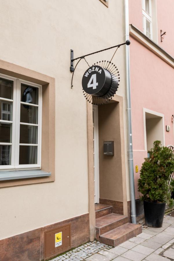 Tcz Wozna Aparthotel Poznań Exterior foto