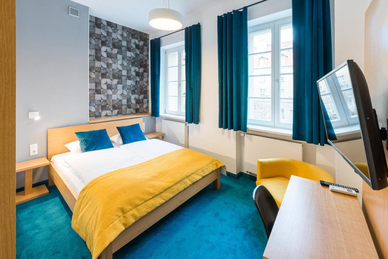 Tcz Wozna Aparthotel Poznań Exterior foto
